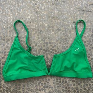 Boutine LA Lime Green V-Cut Top